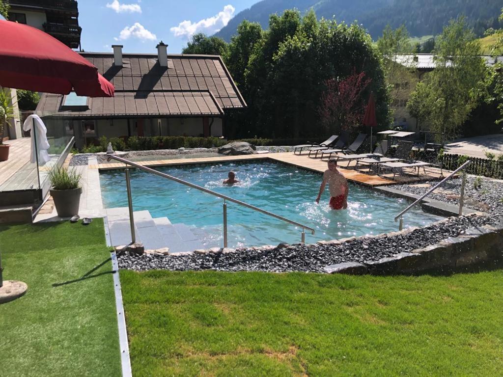 Hotel Alpenblick Saalbach-Hinterglemm Exterior foto