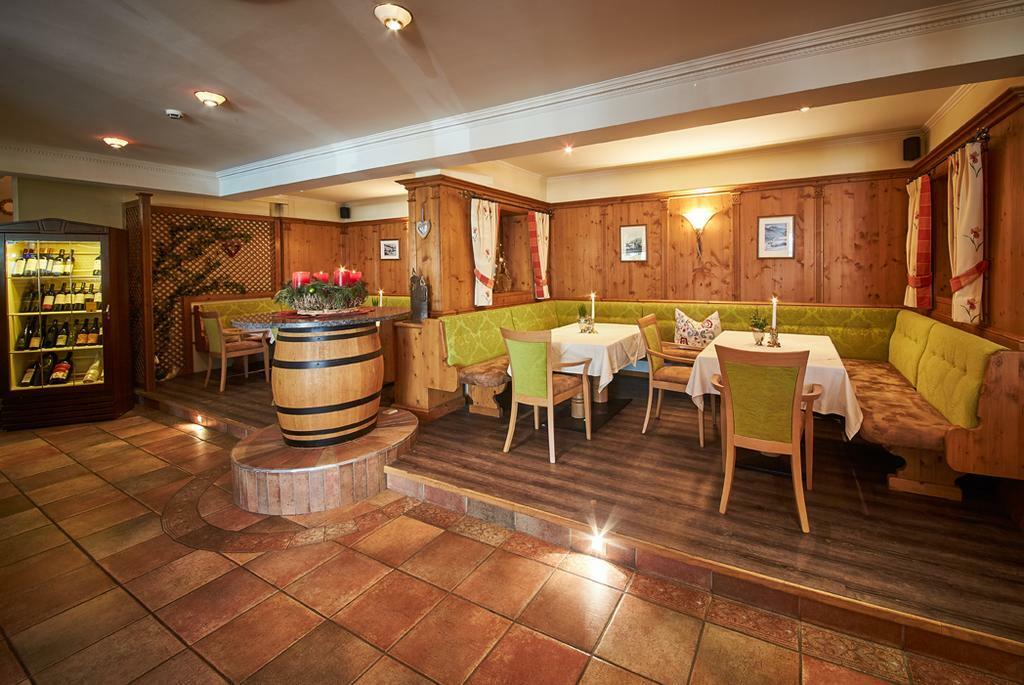 Hotel Alpenblick Saalbach-Hinterglemm Exterior foto
